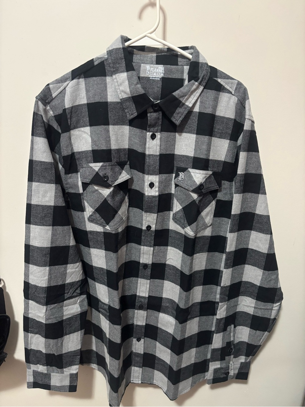Black & Gray nomad flannel